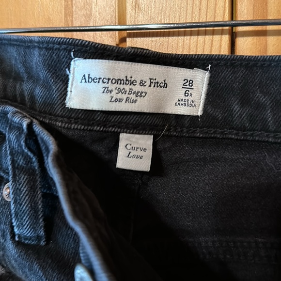 Pre loved Abercrombie curve love size 28 - Picture 2 of 5